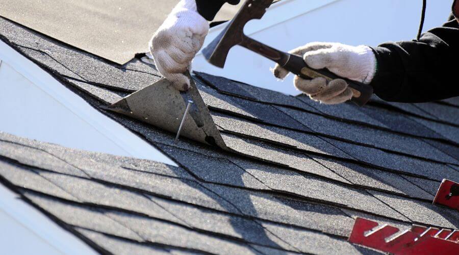 Professional gutter cleaning in Hemphill, TX